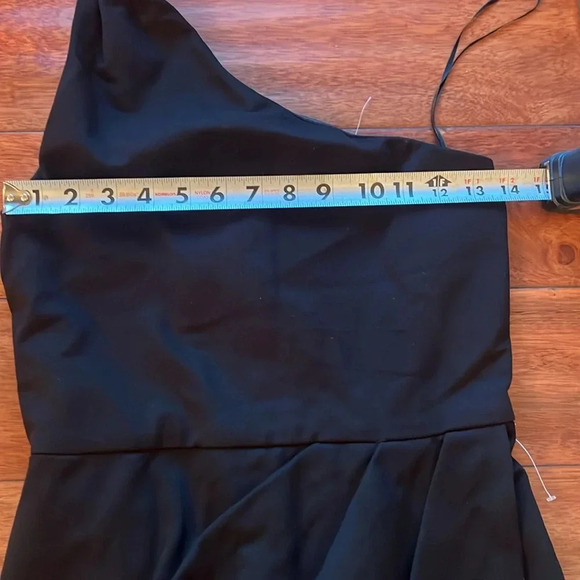 On Shoulder Love By Design Black Dress Size S - Picture 6 of 12